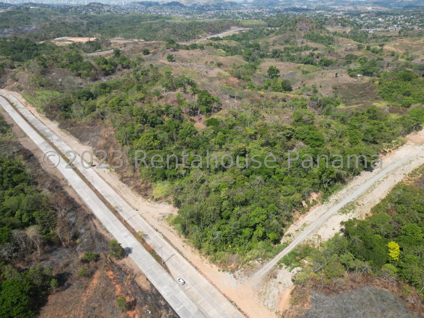 Commercial Property for Sale in Corregimiento Ernesto Córdoba Panamá Province